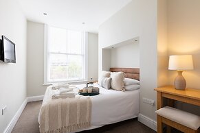 Red Lea Apartments
