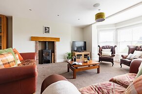 Red Lea Apartments