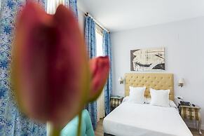 Casa de la Merced Suites