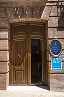 Casa de la Merced Suites