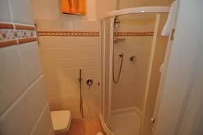 Sandra Villa Rooms