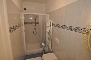 Sandra Villa Rooms