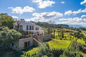 Cortijo LA Almazara
