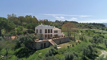 Cortijo LA Almazara
