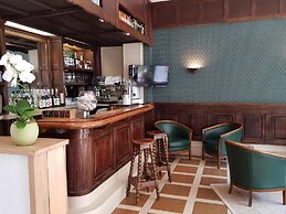 Côme Inn