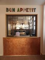 Côme Inn