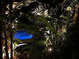 Good Life Lodge