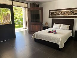 Good Life Lodge