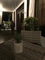 Good Life Lodge