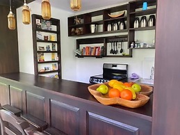 Good Life Lodge