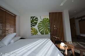 Mojzo Inn Boutique