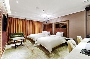 Hotel The Class