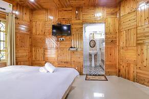 Resort Trimurti