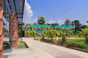 Resort Trimurti