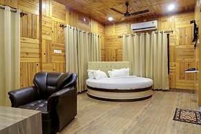 Resort Trimurti