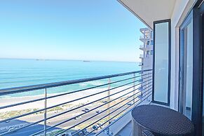 Blaauwberg Beach Hotel