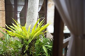 Guest house cago