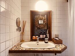 Guest house cago