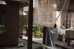 Guest house cago