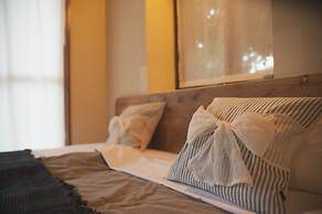 Guest house cago