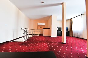 Hotel Magic Trivale
