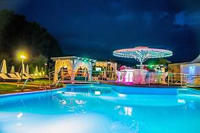 Hotel Magic Trivale