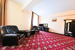 Hotel Magic Trivale