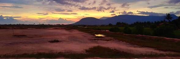 Salt Field Glamping