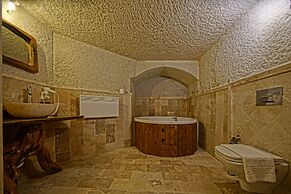 Apex Cave Hotel