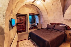 Apex Cave Hotel