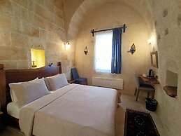 Apex Cave Hotel