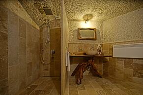 Apex Cave Hotel