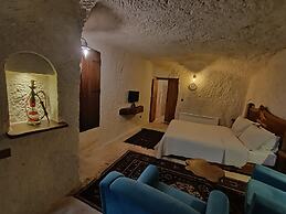 Apex Cave Hotel