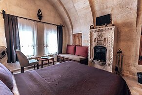 Apex Cave Hotel