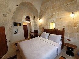 Apex Cave Hotel