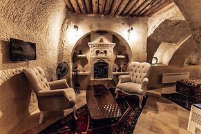 Apex Cave Hotel