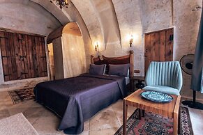 Apex Cave Hotel