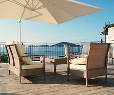 Klaton Beach Hotel