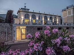 Klaton Beach Hotel