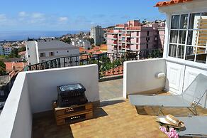 Top Floor with terrace in Funchal
