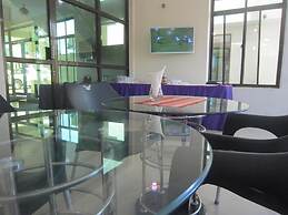 FQ Village Hotel