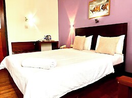 Subhas Hotel