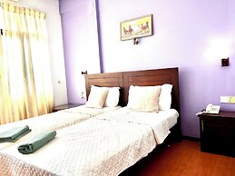 Subhas Hotel