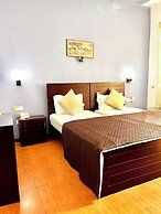 Subhas Hotel