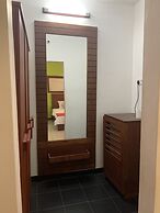 Subhas Hotel