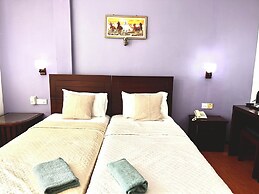 Subhas Hotel