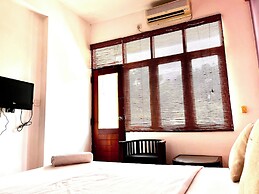 Subhas Hotel