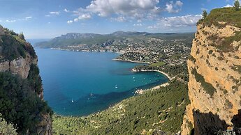 Campanile PRIME - Marseille Aubagne