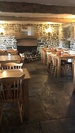 The Pecking Mill Inn
