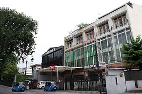 OYO 176 Near Cideng Virgo Residence